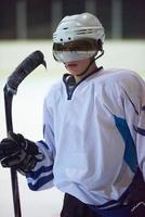 portrait de joueur de hockey sur glace photo