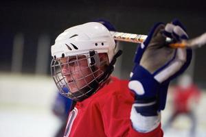 portrait de joueur de hockey sur glace photo