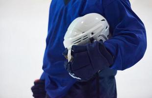 portrait de joueur de hockey sur glace photo