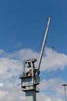 une grue portuaire photo