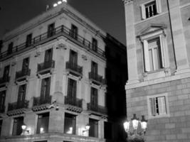 Barcelone la nuit photo