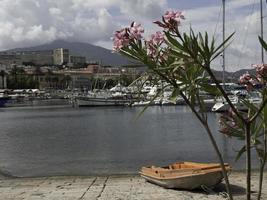 monaco au bord de la méditerranée photo