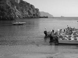 à la plage de corfou photo