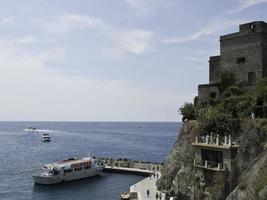 cinque terre en italie photo