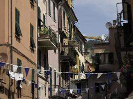 cinque terre en italie photo