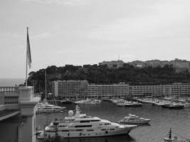 monaco au bord de la méditerranée photo