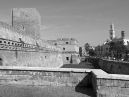 bari en italie photo