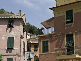 cinque terre en italie photo