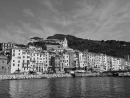 cinque terre en italie photo