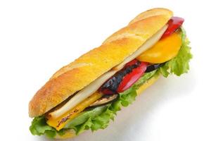 sandwich sur une surface blanche photo