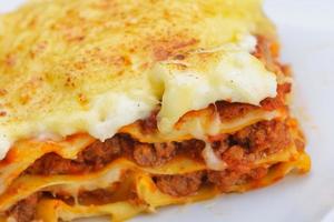 gros plan de lasagnes photo