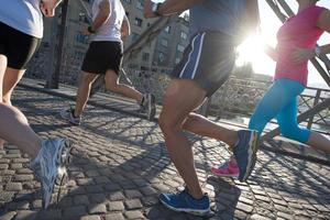 groupe de personnes jogging photo