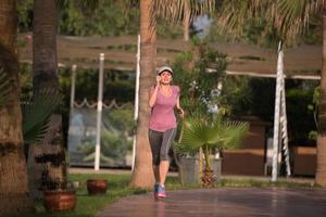 jogging femme sportive photo