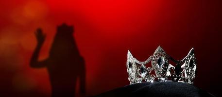 couronne de diamants d'argent concours de beauté miss pageant photo
