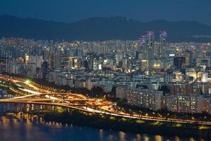 la vue nocturne de jung-gu, séoul, corée photo