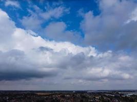 la plus belle vue aérienne de nuages dramatiques photo