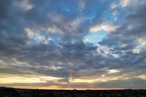 la plus belle vue aérienne de nuages dramatiques photo