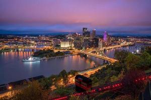 vue sur le centre-ville de Pittsburgh photo