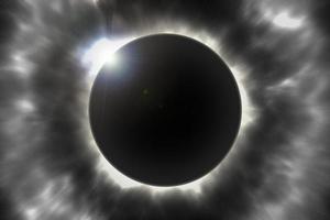 éclipse solaire totale photo