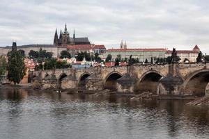 Pont charles historique à prague, république tchèque photo