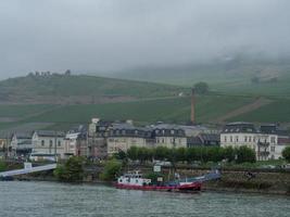 ruedesheim au bord du rhin photo