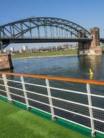 le rhin près de cologne en allemagne photo