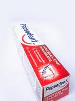 sidoarjo, jawa timur, indonésie, 2022 - dentifrice de marque pepsodent isolé photo