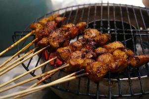 poulet satay grillé photo