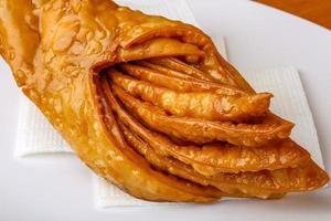 baklava dans l'assiette photo