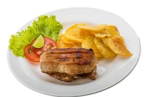 porc grillé avec pomme de terre photo