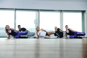 entraînement de groupe de remise en forme photo