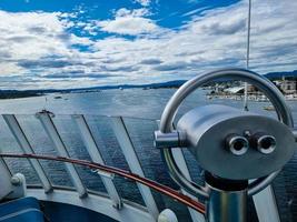 jumelles d'un bateau de croisière photo