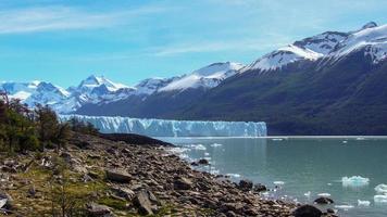 glacier perito moreno au parc national los glaciares, argentine photo