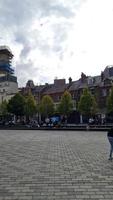 centre-ville de luton et bâtiments locaux, vue à angle élevé du drone sur le centre-ville de luton et la gare. luton angleterre grande bretagne photo