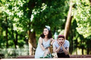 beau couple dans le parc photo