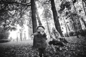 mère fille, dans, automne, parc photo