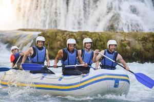 équipe de rafting professionnelle photo