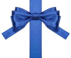 noeud bleu avec extrémités coupées carrées sur ruban vertical photo