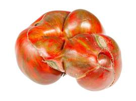 grosse tomate biologique avec des veines vertes isolées photo