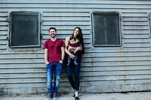 jeune famille avec un enfant photo