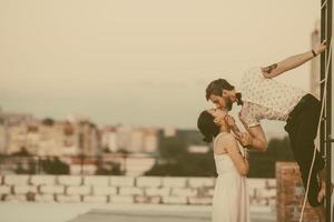 beau couple dans la ville photo