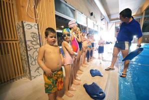 nageur en piscine photo