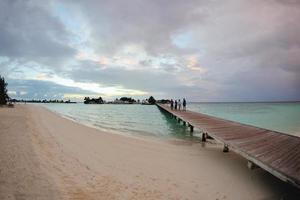 vue sur la plage tropicale photo