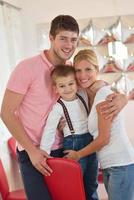 famille à la maison photo