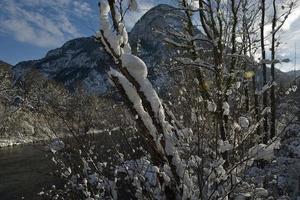 paysage de montagne d'hiver photo