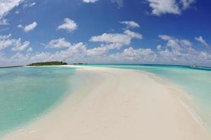 vue sur la plage tropicale photo