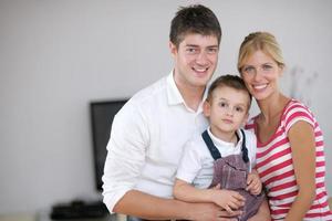 famille à la maison photo