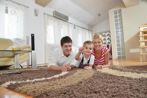 famille à la maison photo