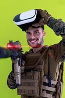 soldat réalité virtuelle fond vert photo