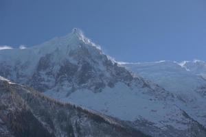 vue sur le paysage de montagne photo